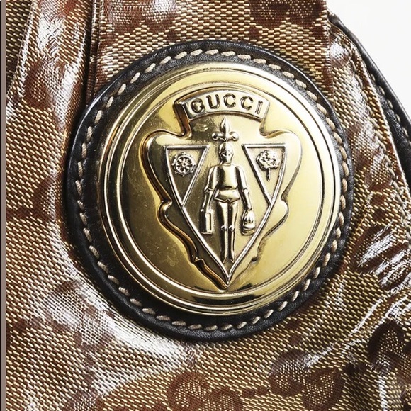 Gucci coated tote.. stun with this beauty. - Picture 3 of 6